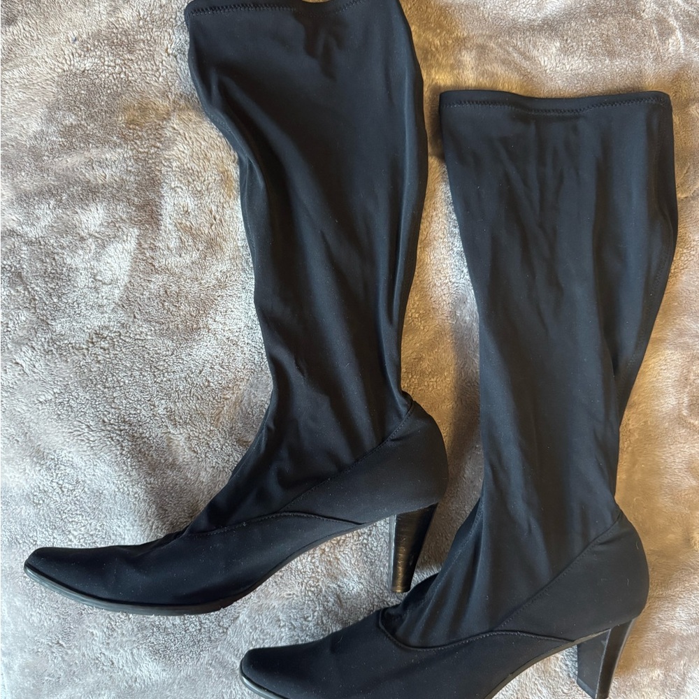Vaneli Elegant Black Heeled Boots